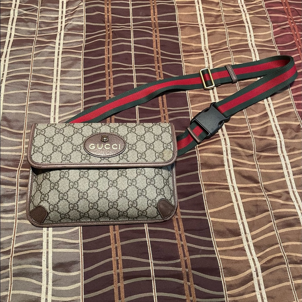 Gucci Neo Vintage GG Supreme Belt Bag